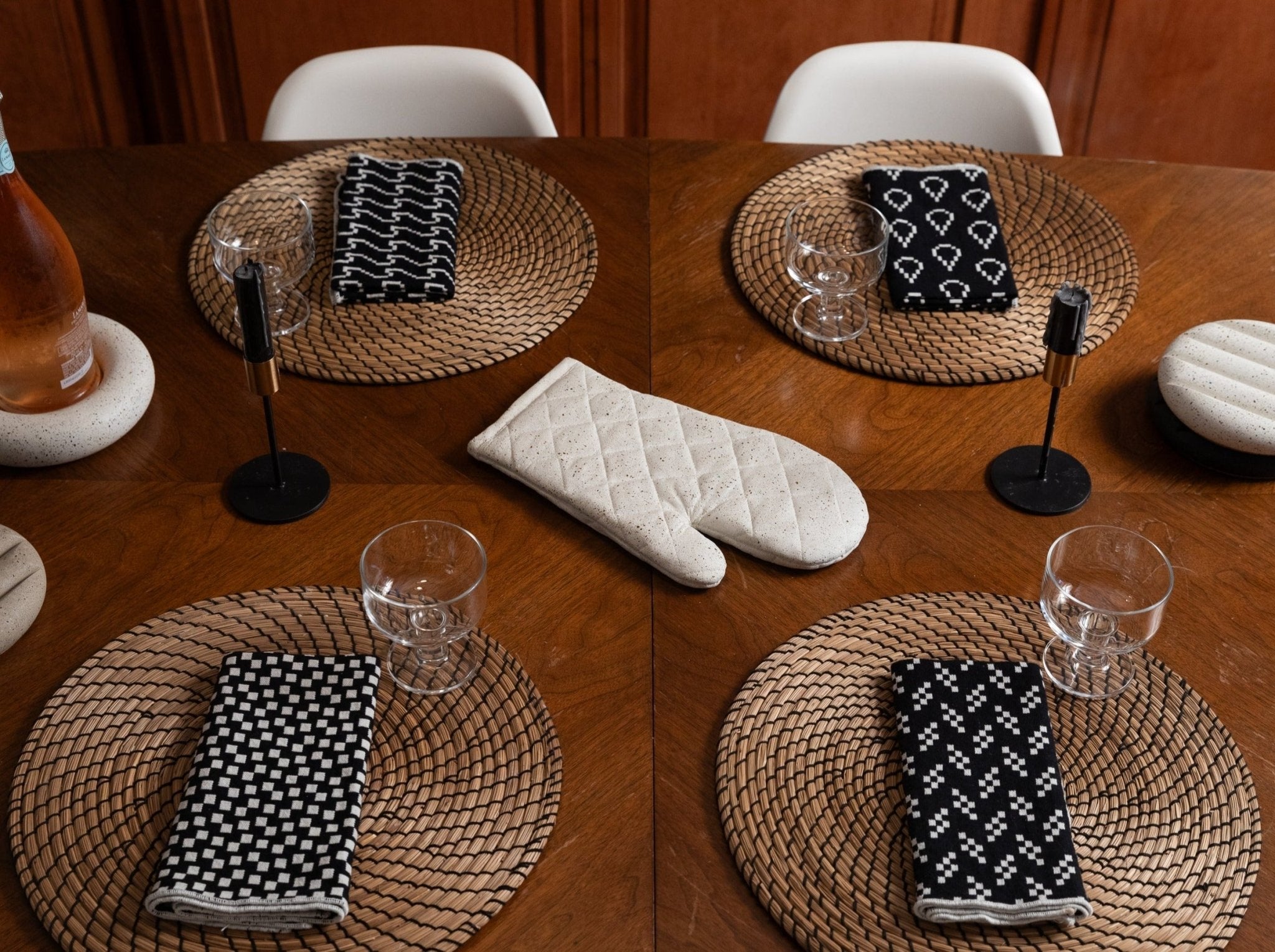 for the host - Pretti.Cool