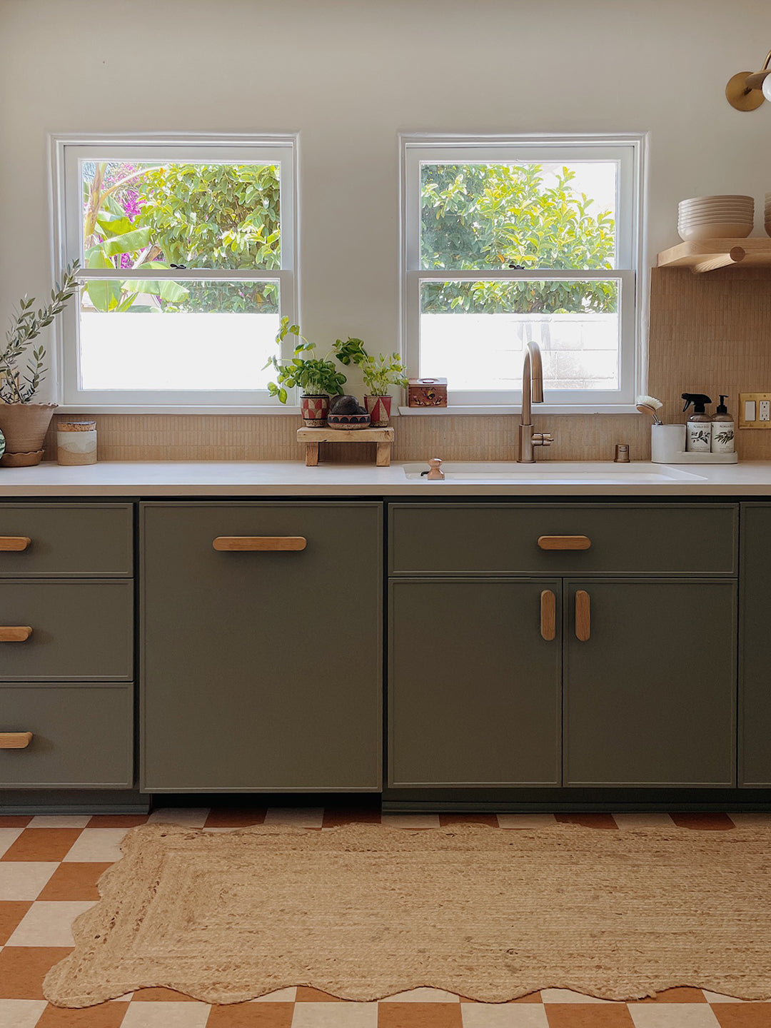 00-FEATURE-Home-Depot-Resurfaced-Cabinets-Domino.jpg