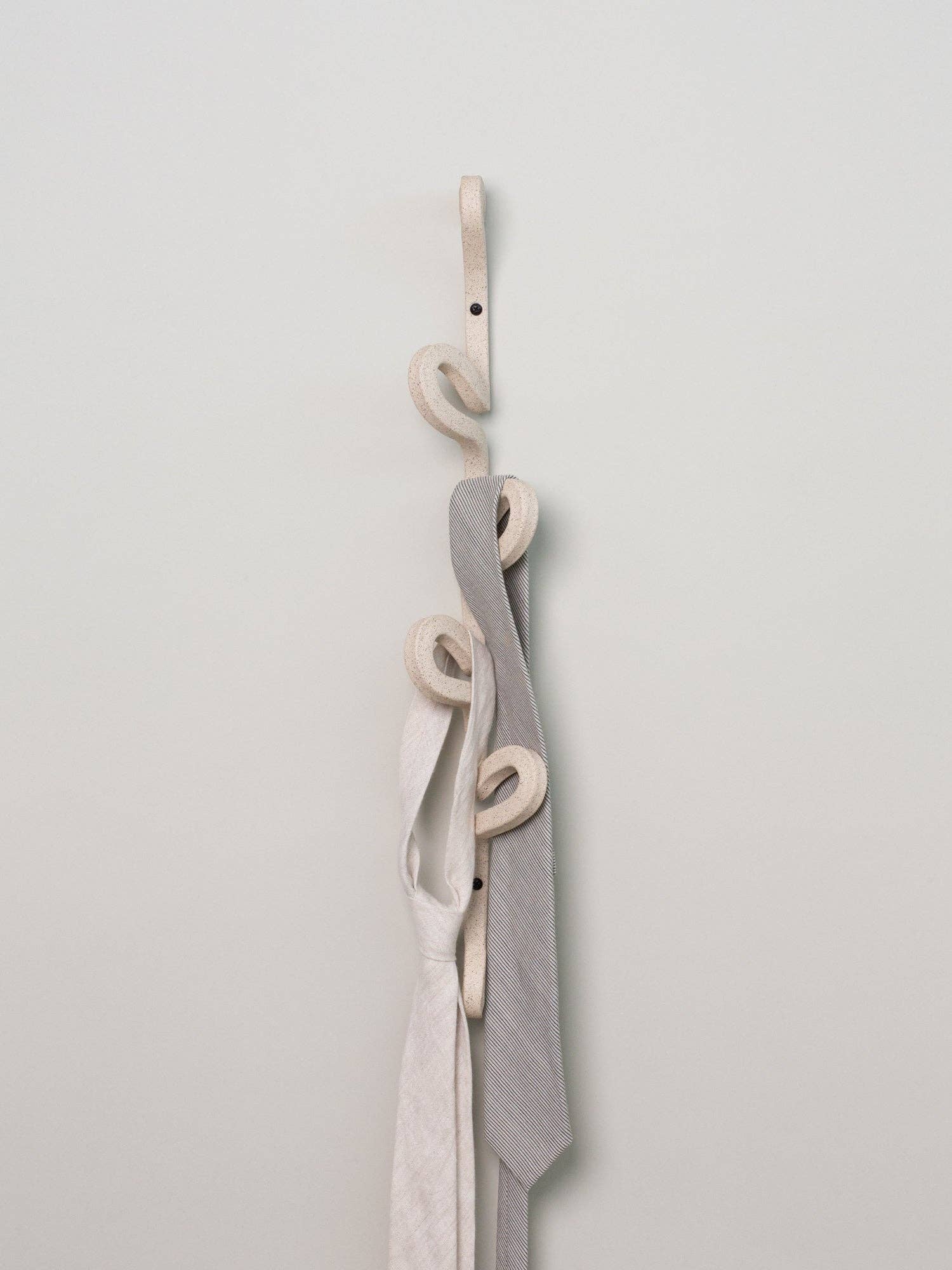 For-Everything Rack Vertical in Sand — Virginia Sin (4)