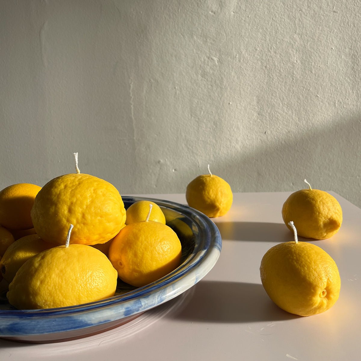 Lemon Candle | Large - Pretti.Cool