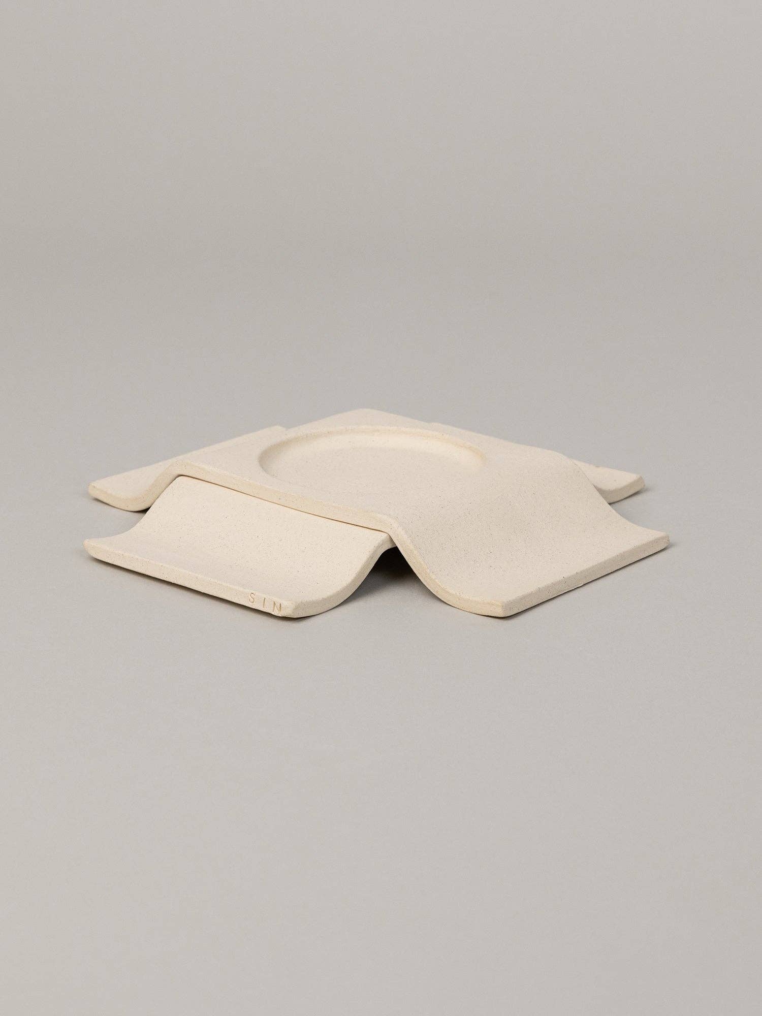 Noor Pillar Candleholder Short in Bone — Virginia Sin (2)