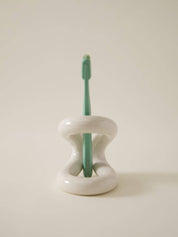 Ood Toothbrush Holder in Glossy White — Virginia Sin (4)