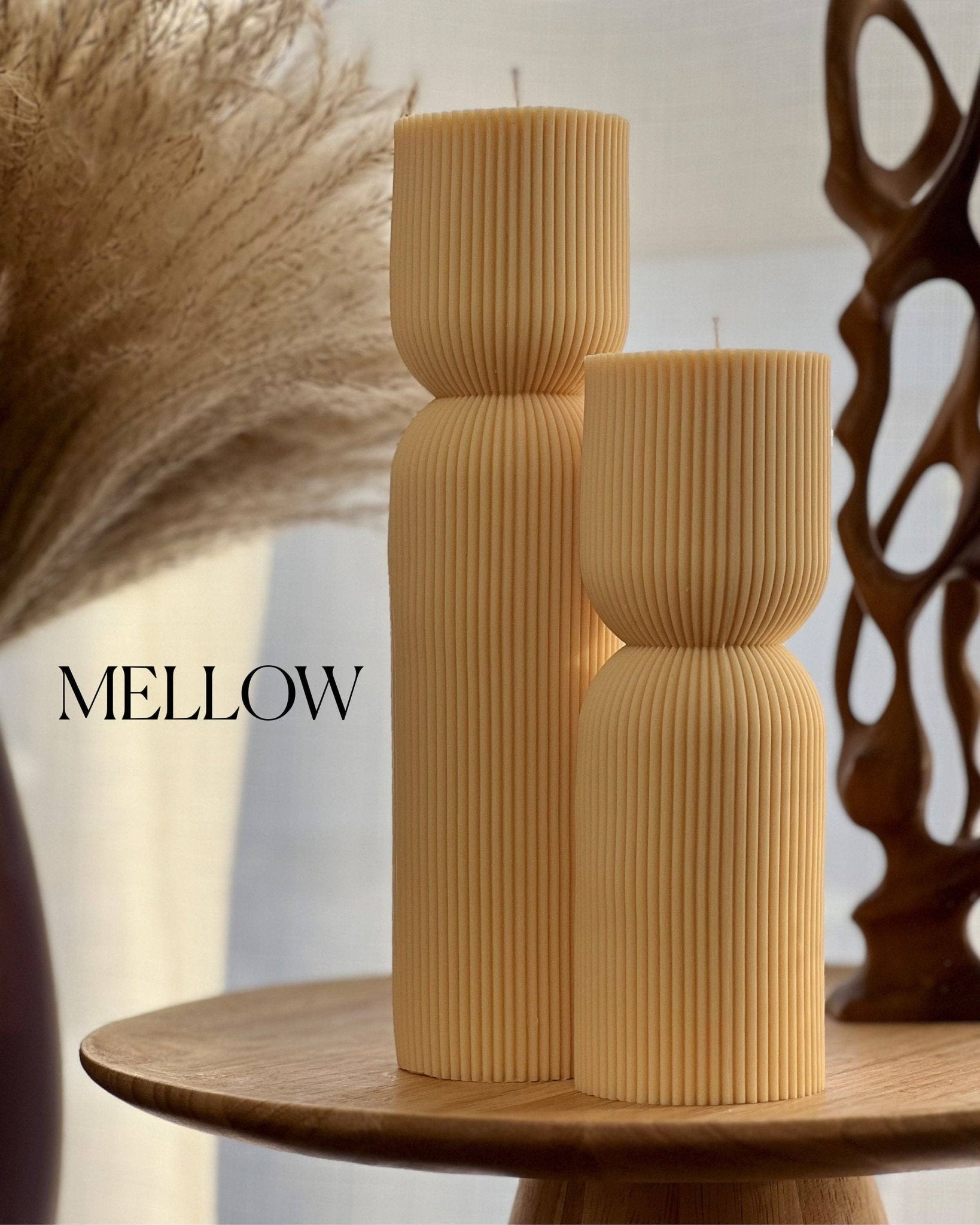Ribbed Hourglass Pillar Candle Set - pretti.cool