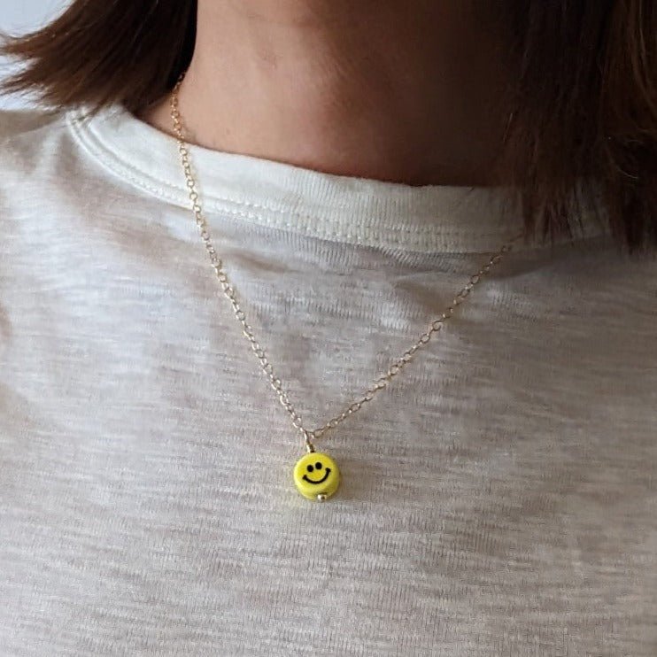 Smiley Charm Necklace - pretti.cool