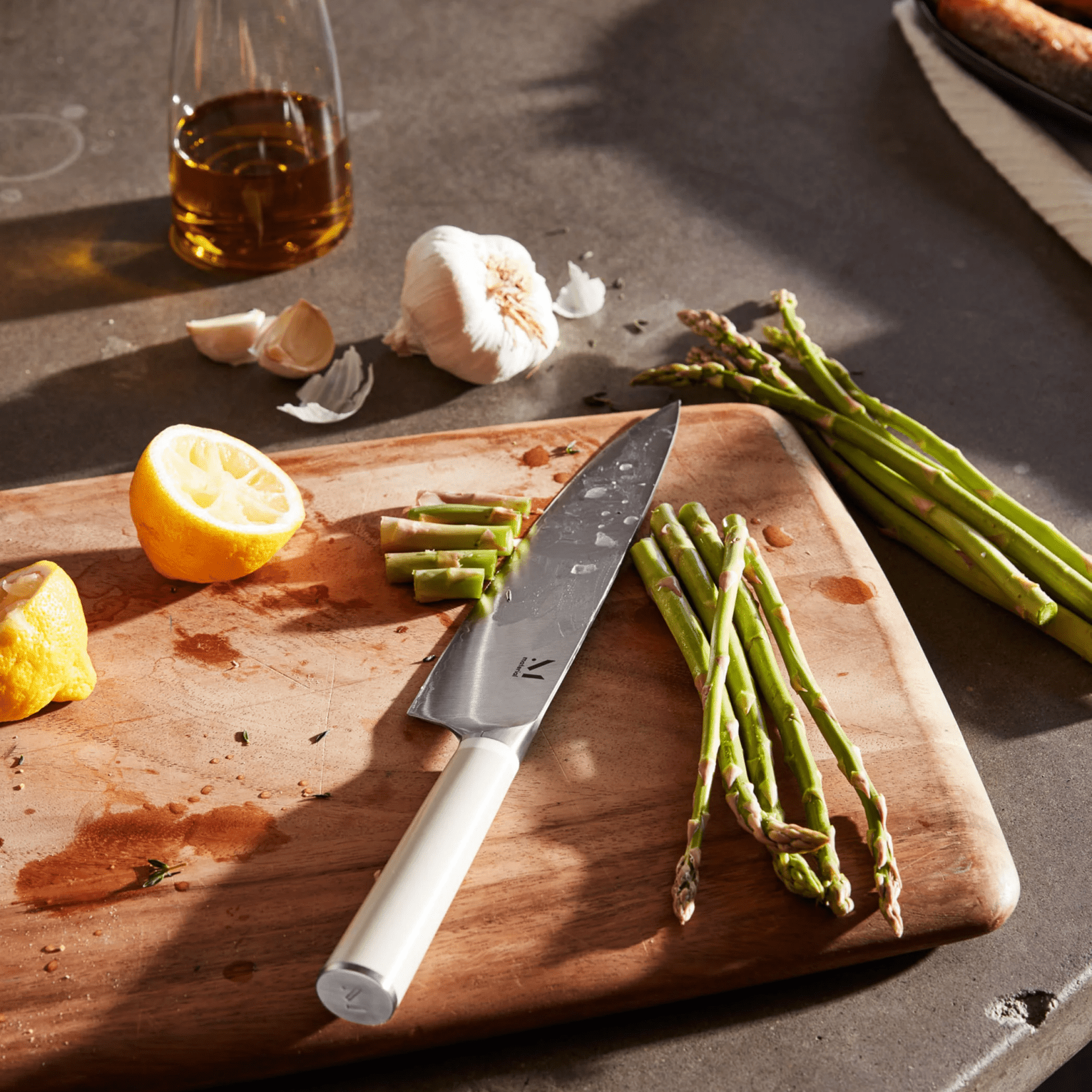 The 8" Knife | Cool Neutral - Pretti.Cool