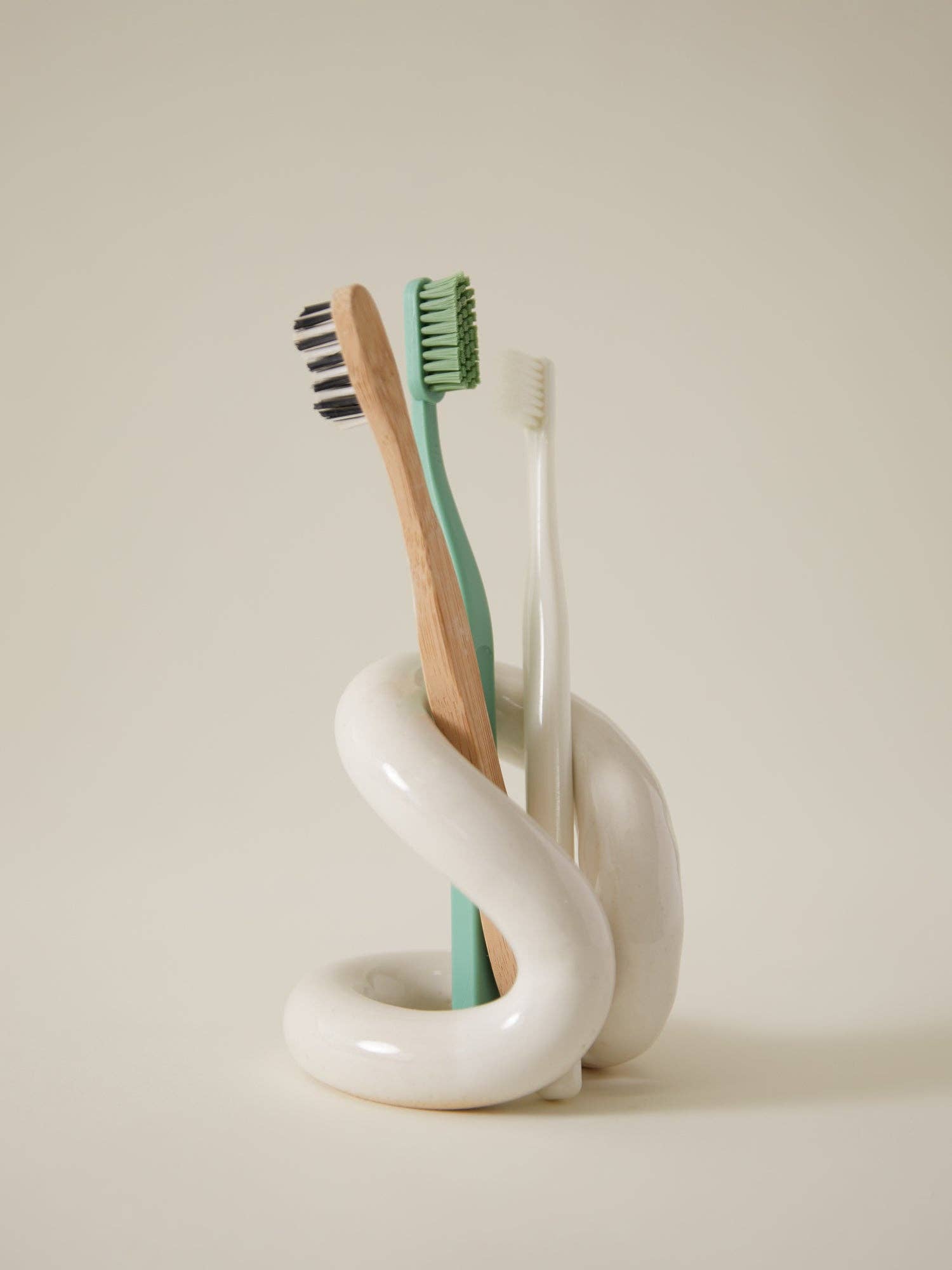 Ood Toothbrush Holder in Glossy White — Virginia Sin