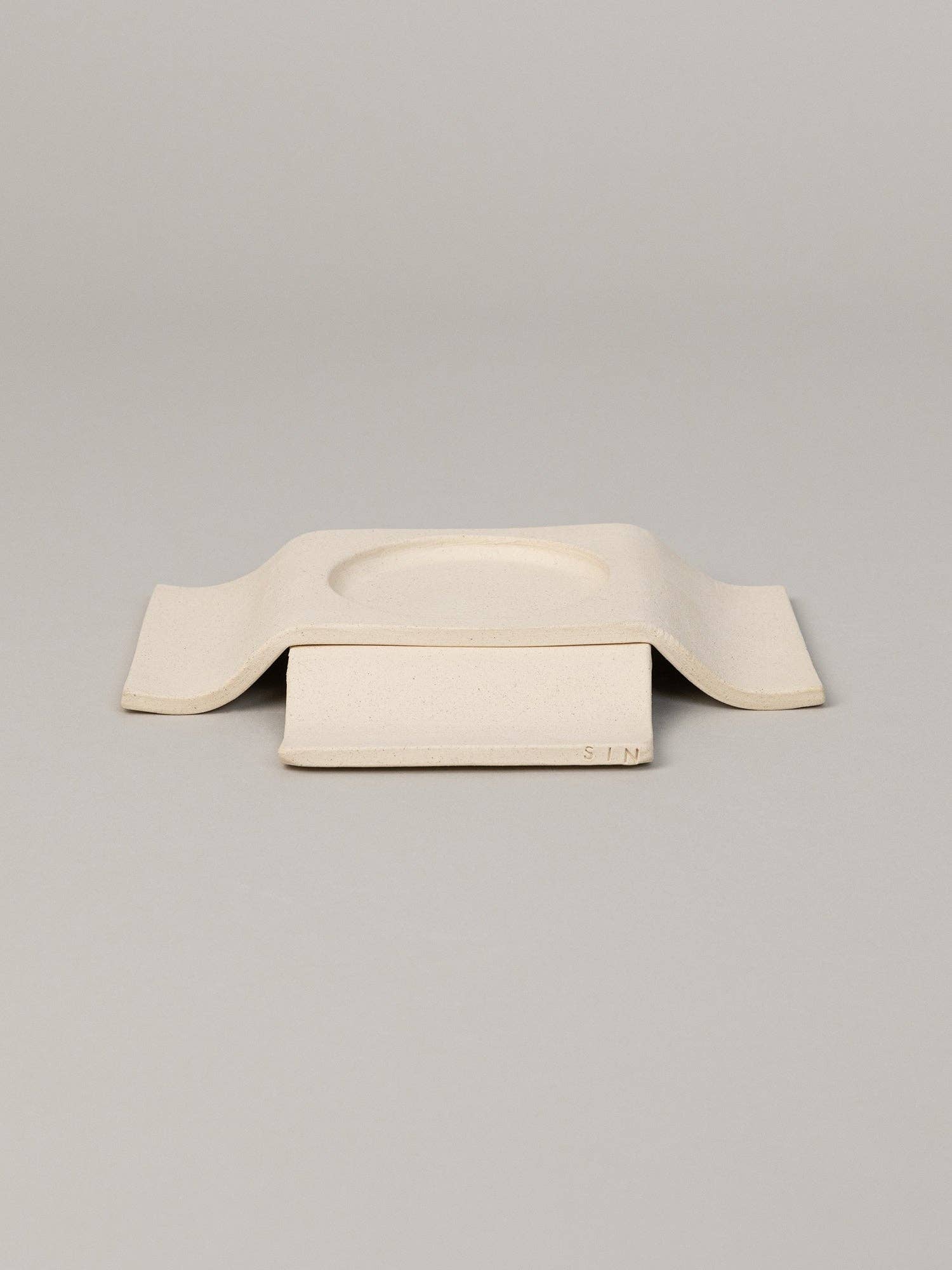 Noor Pillar Candleholder Short in Bone — Virginia Sin (5)