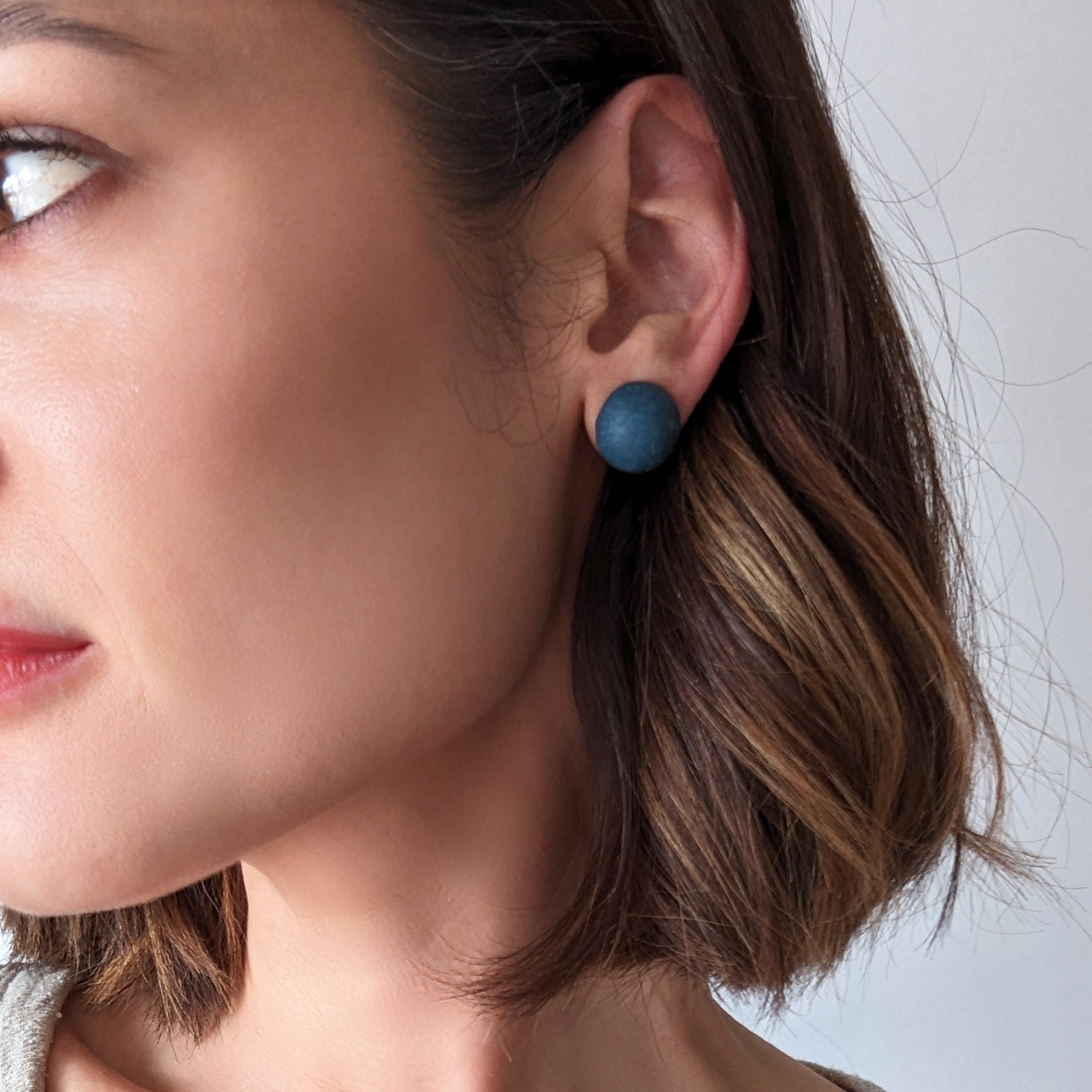 Dome Earrings - pretti.cool