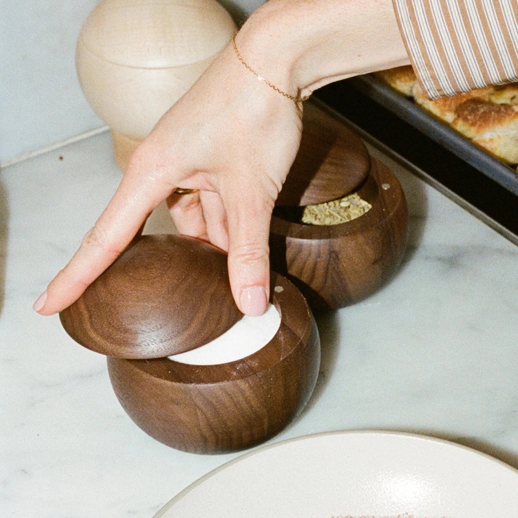 The Salt Sphere - Pretti.Cool
