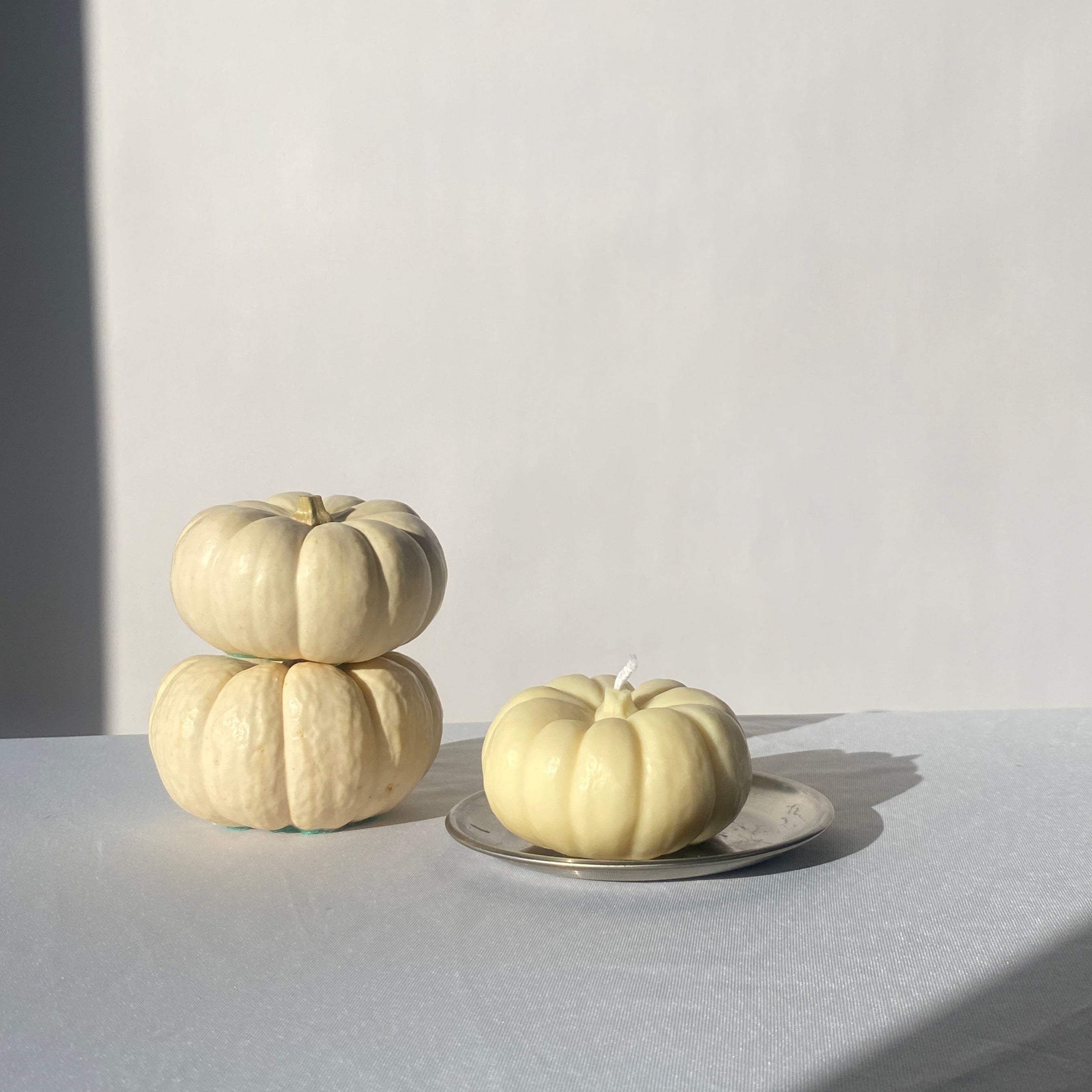 Baby Boo Pumpkin Candle | White - pretti.cool
