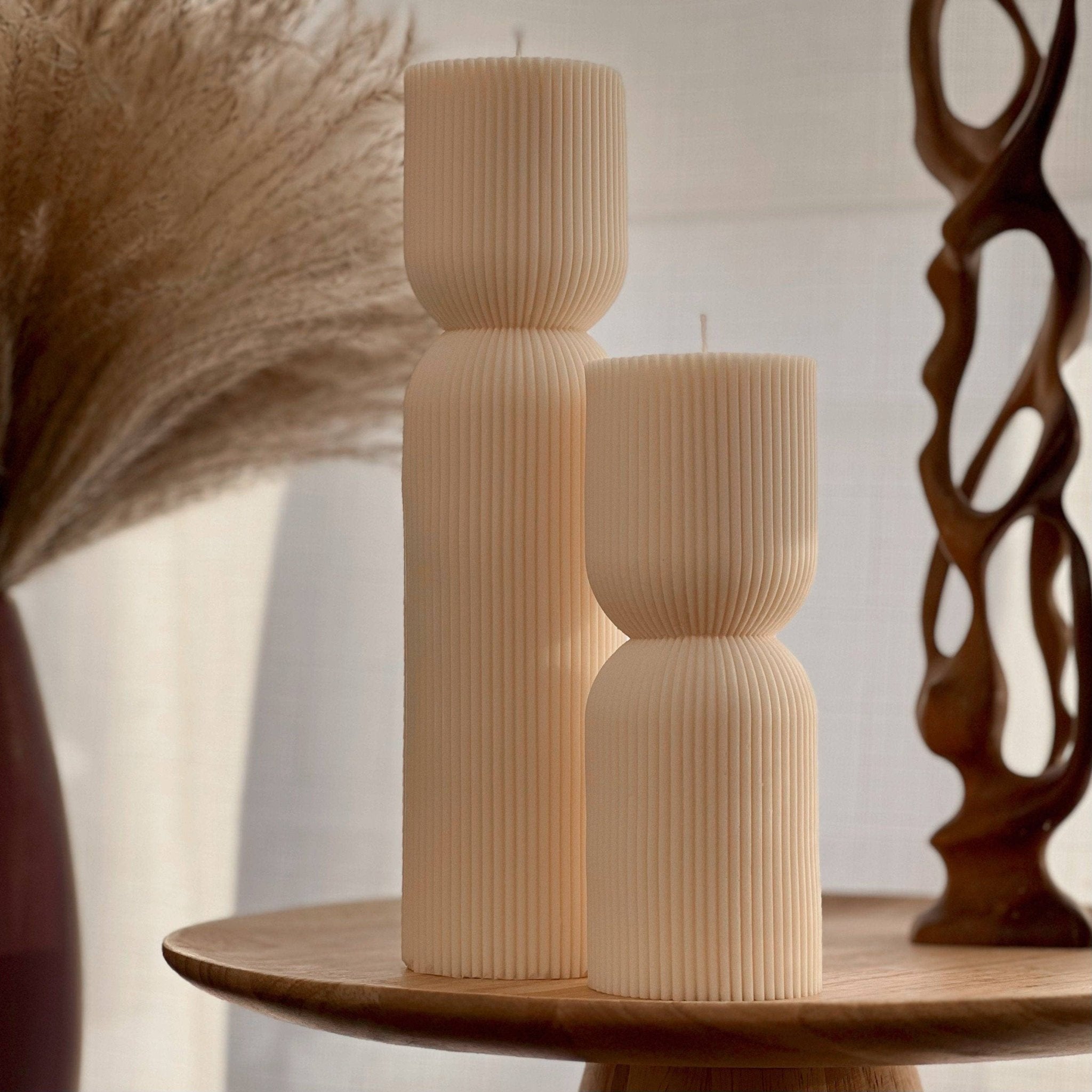Ribbed Hourglass Pillar Candle Set - pretti.cool