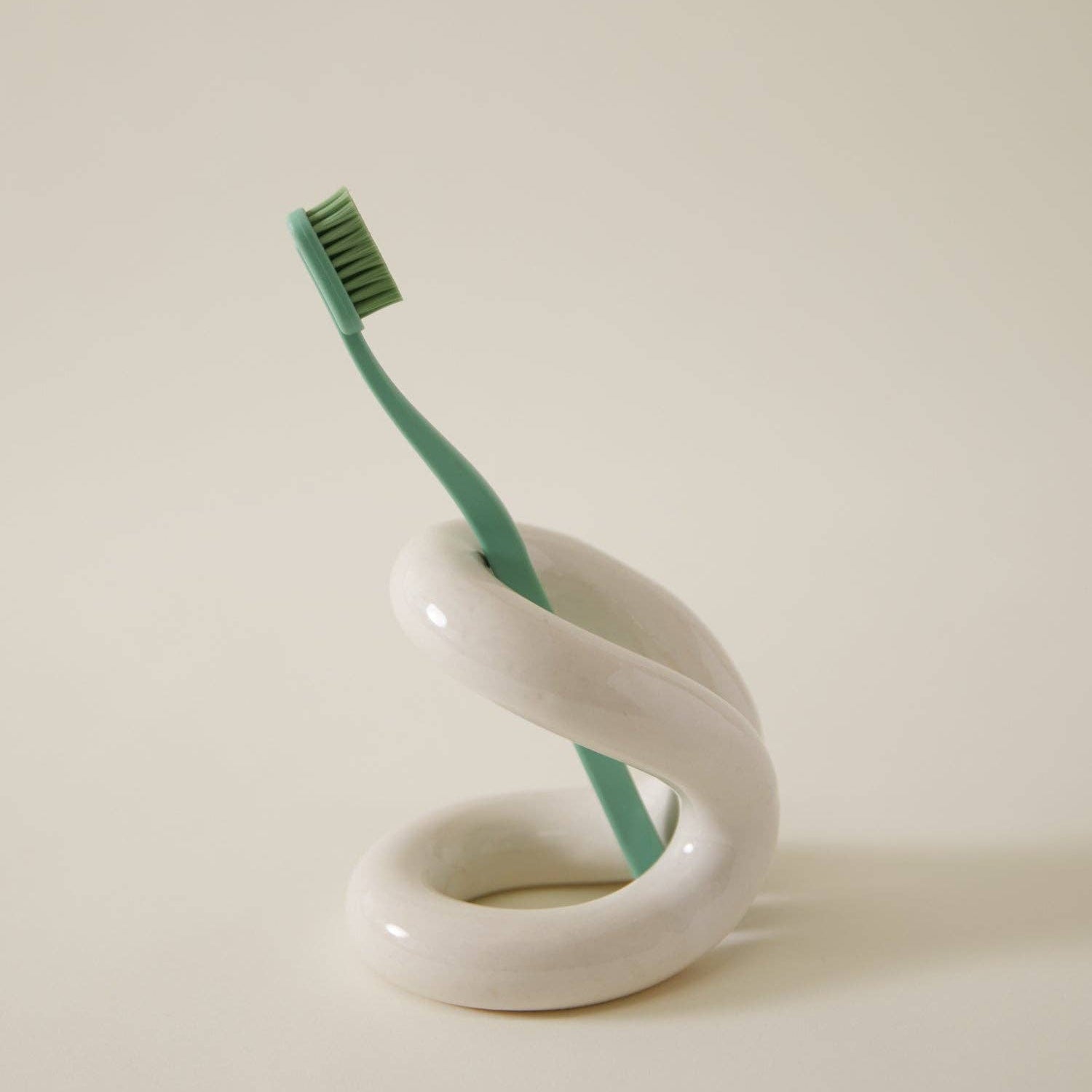 Ood Toothbrush Holder in Glossy White — Virginia Sin (2)