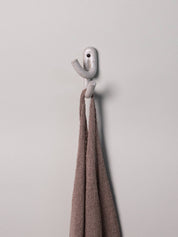 Leggy Crossed Wall Hook in Speckled White — Virginia Sin (6)
