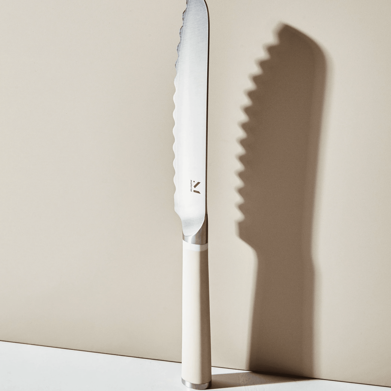 The Serrated 6" Knife | Cool Neutral - Pretti.Cool