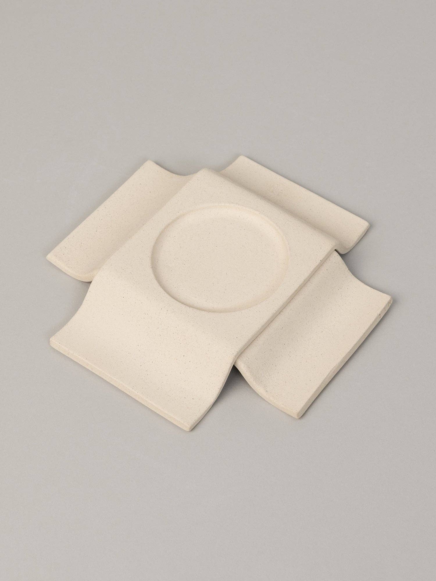Noor Pillar Candleholder Short in Bone — Virginia Sin (4)
