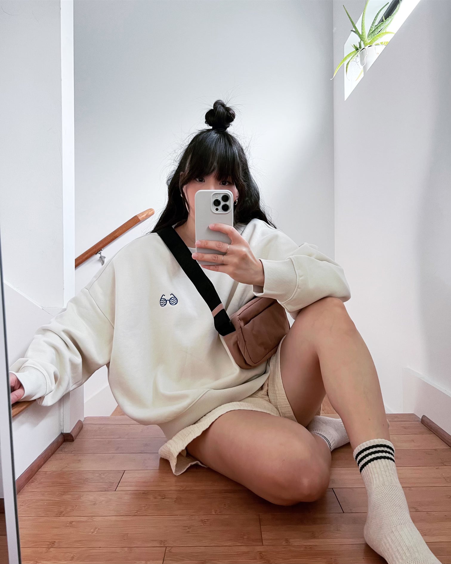 Sunnies Crewneck - pretti.cool