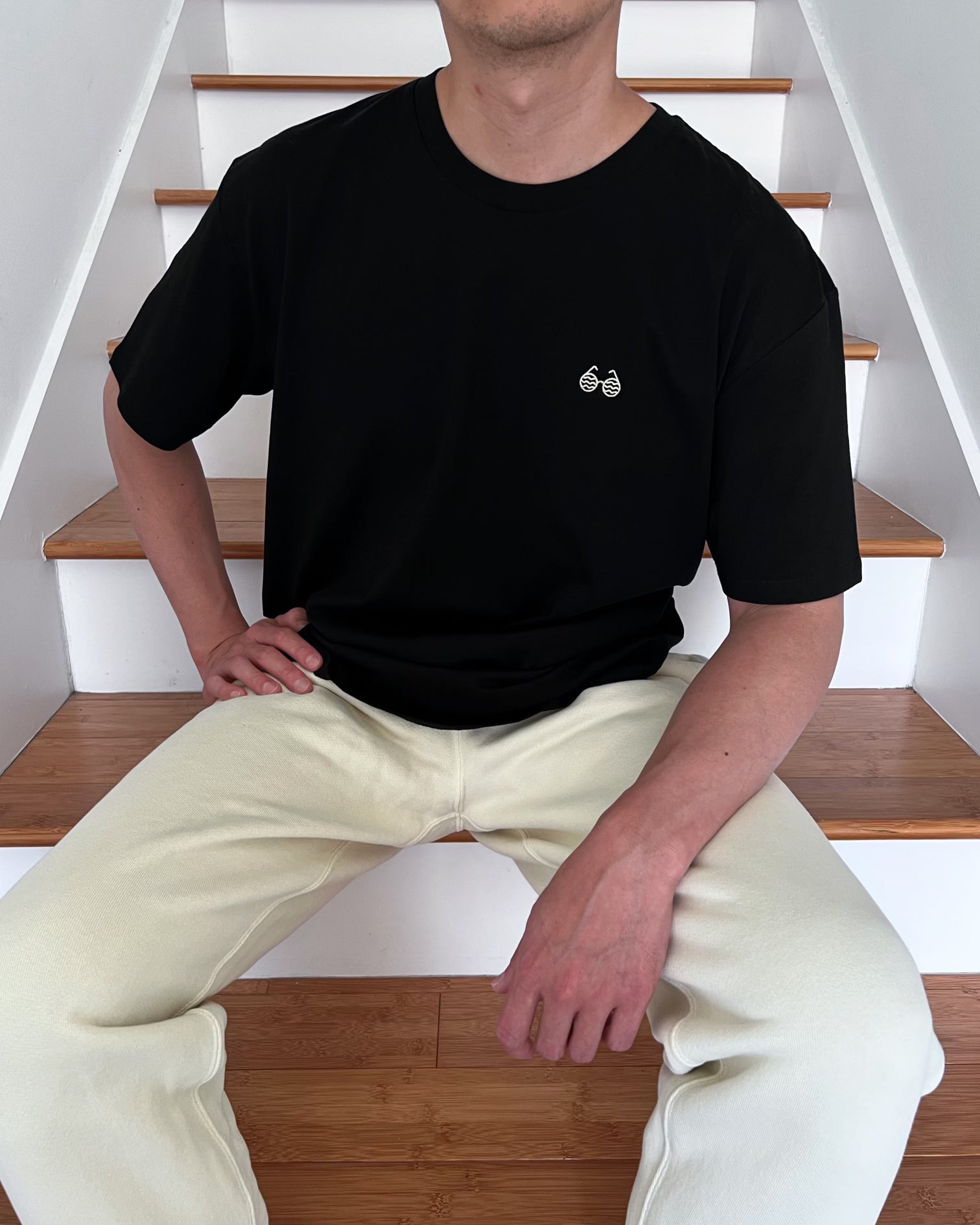 Sunnies Tee - pretti.cool