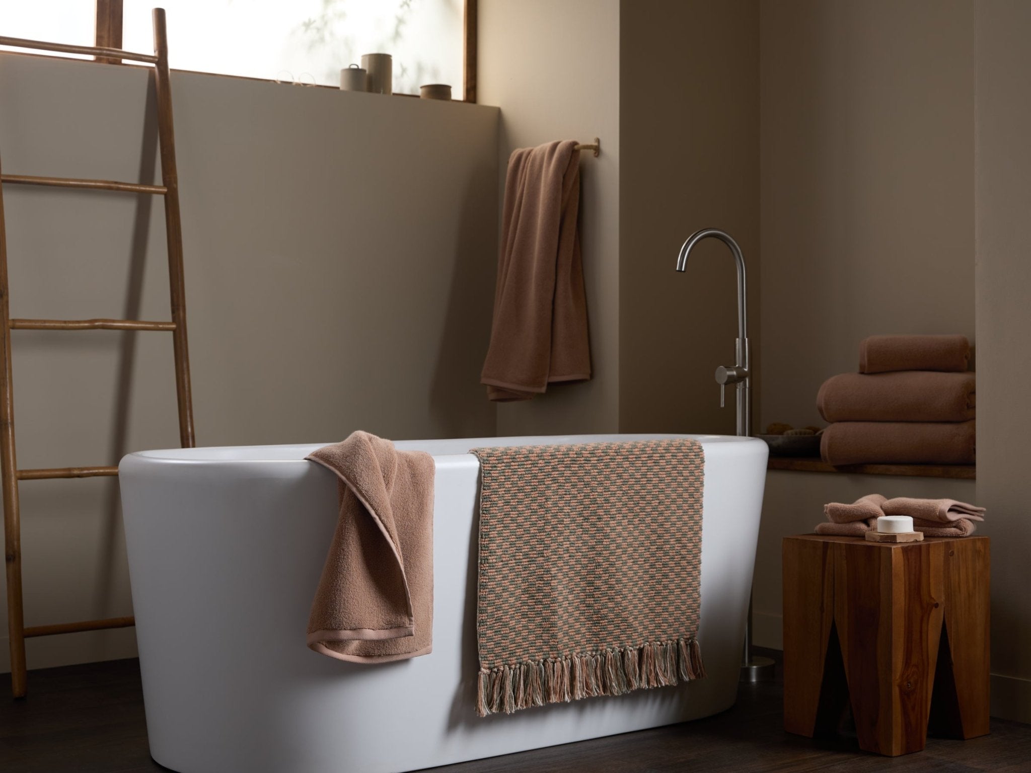 Organic Checkered Bath Rug | Moss and Adobe - Pretti.Cool