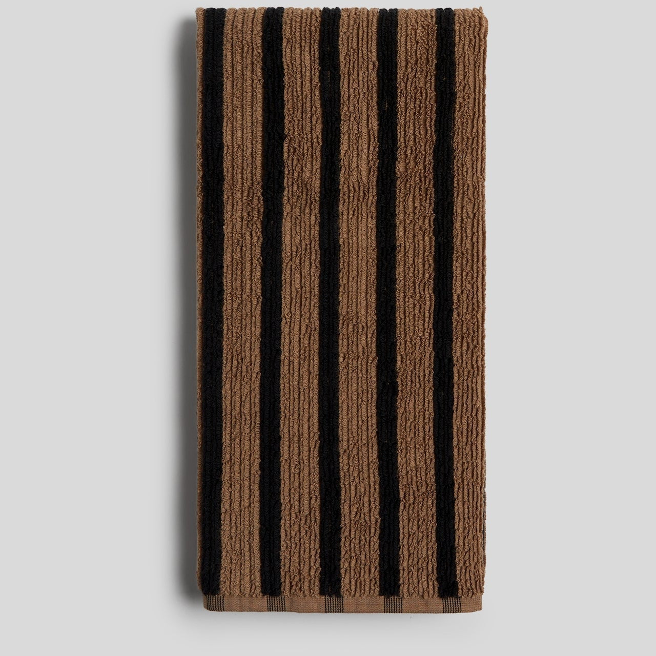Organic Resort Stripe Towels in Camel with Soft Black by Parachute Home — view 7