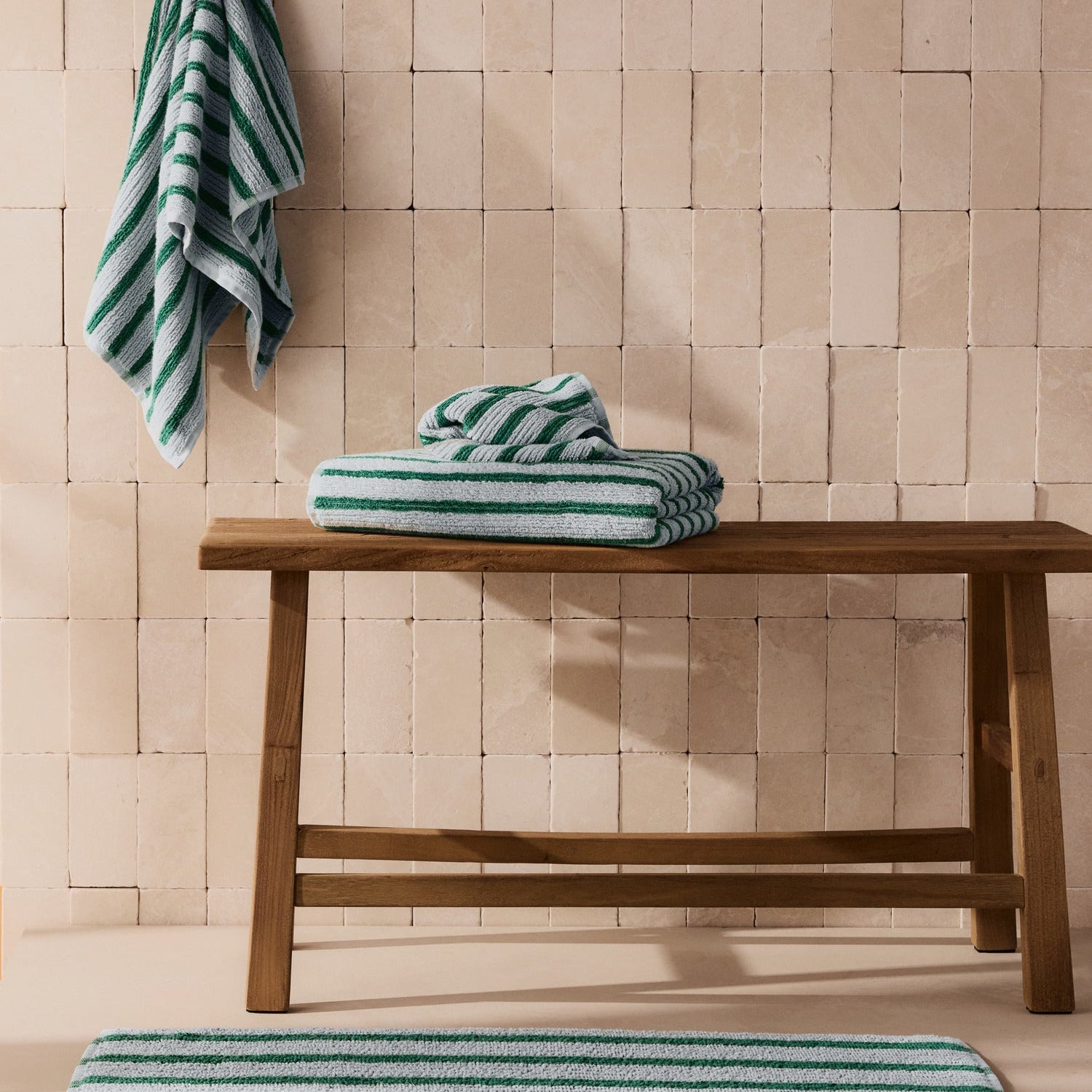 Organic Resort Stripe Tub Mat in Sky with Malachite by Parachute Home — view 2