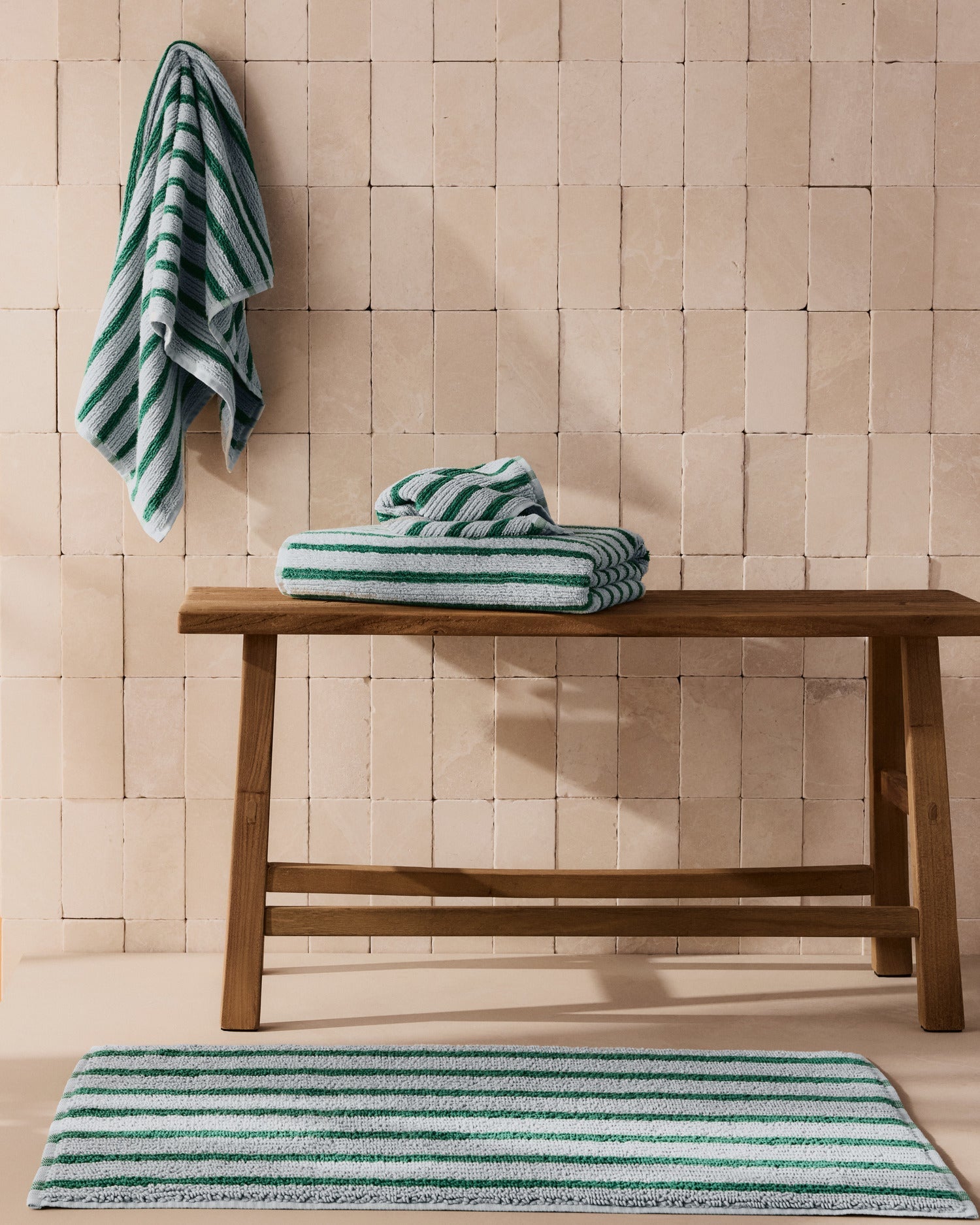 Organic Resort Stripe Tub Mat in Sky with Malachite by Parachute Home — view 2