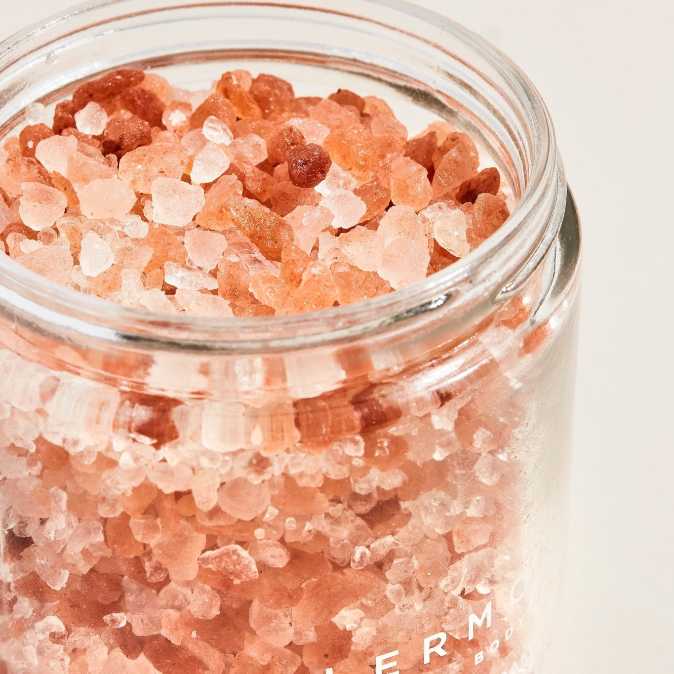 Replenishing Salt Soak - pretti.cool