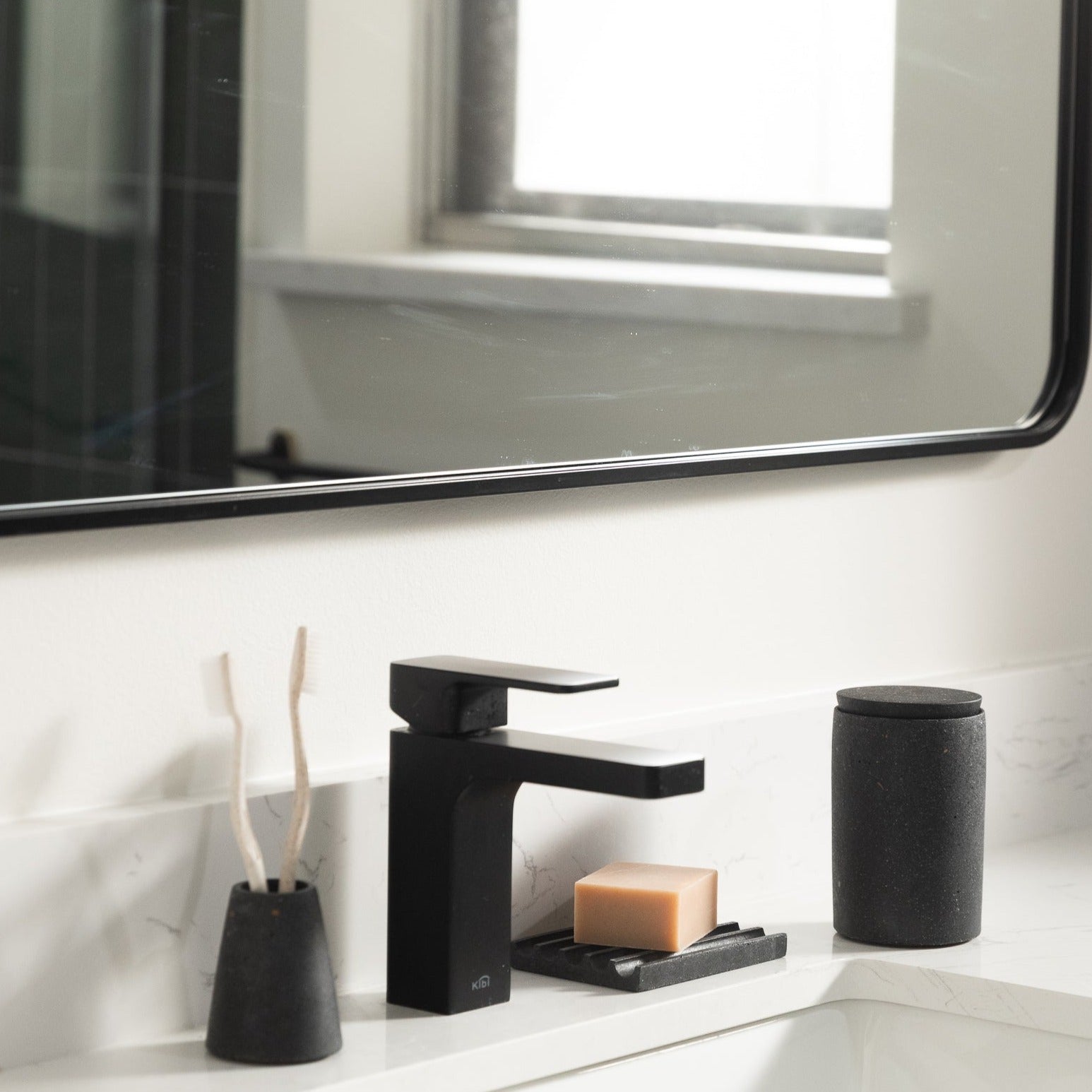 Gentle Green Toothbrush - pretti.cool