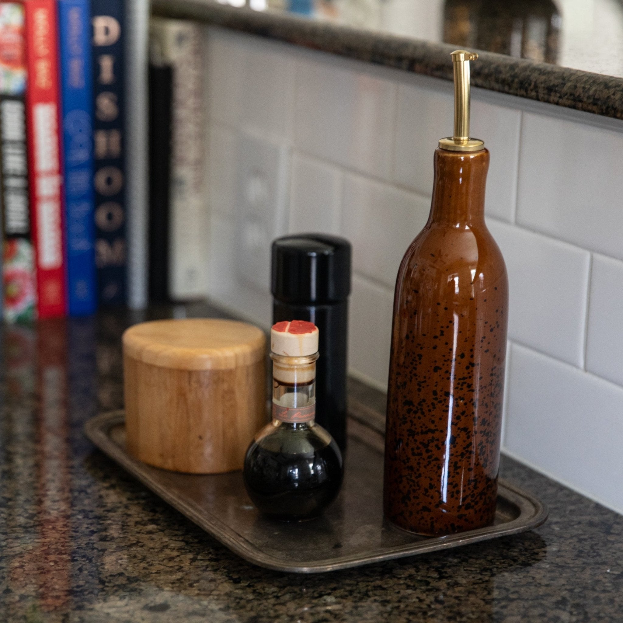 Tortoiseshell Oil Cruet - Pretti.Cool