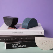 Table Totter | White Terrazzo - pretti.cool