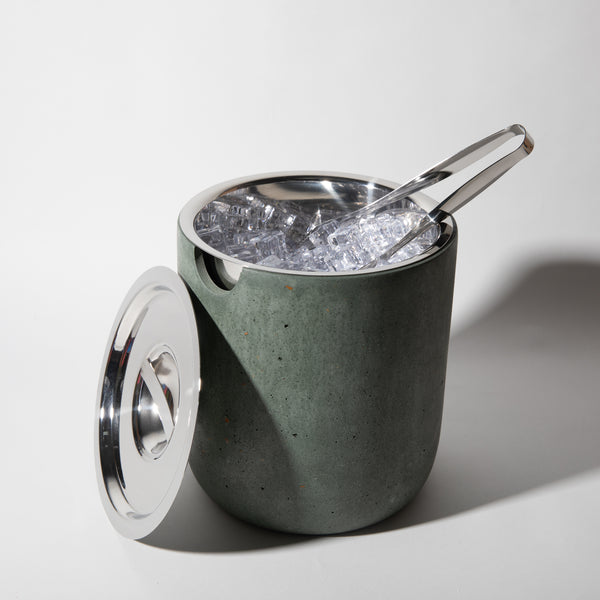 Ice Bucket — tongs in hand, detail