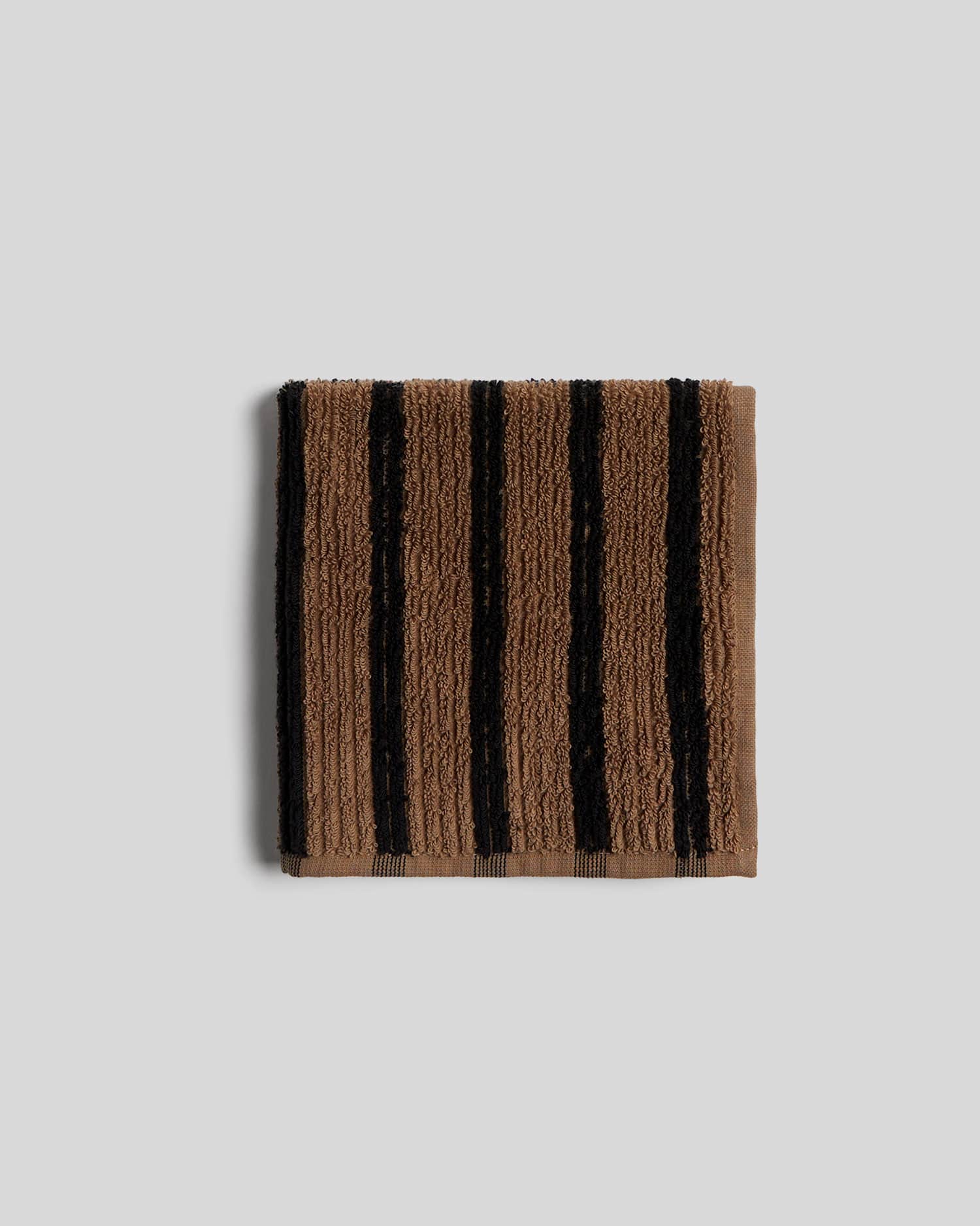 Organic Resort Stripe Towels in Camel with Soft Black by Parachute Home — view 6