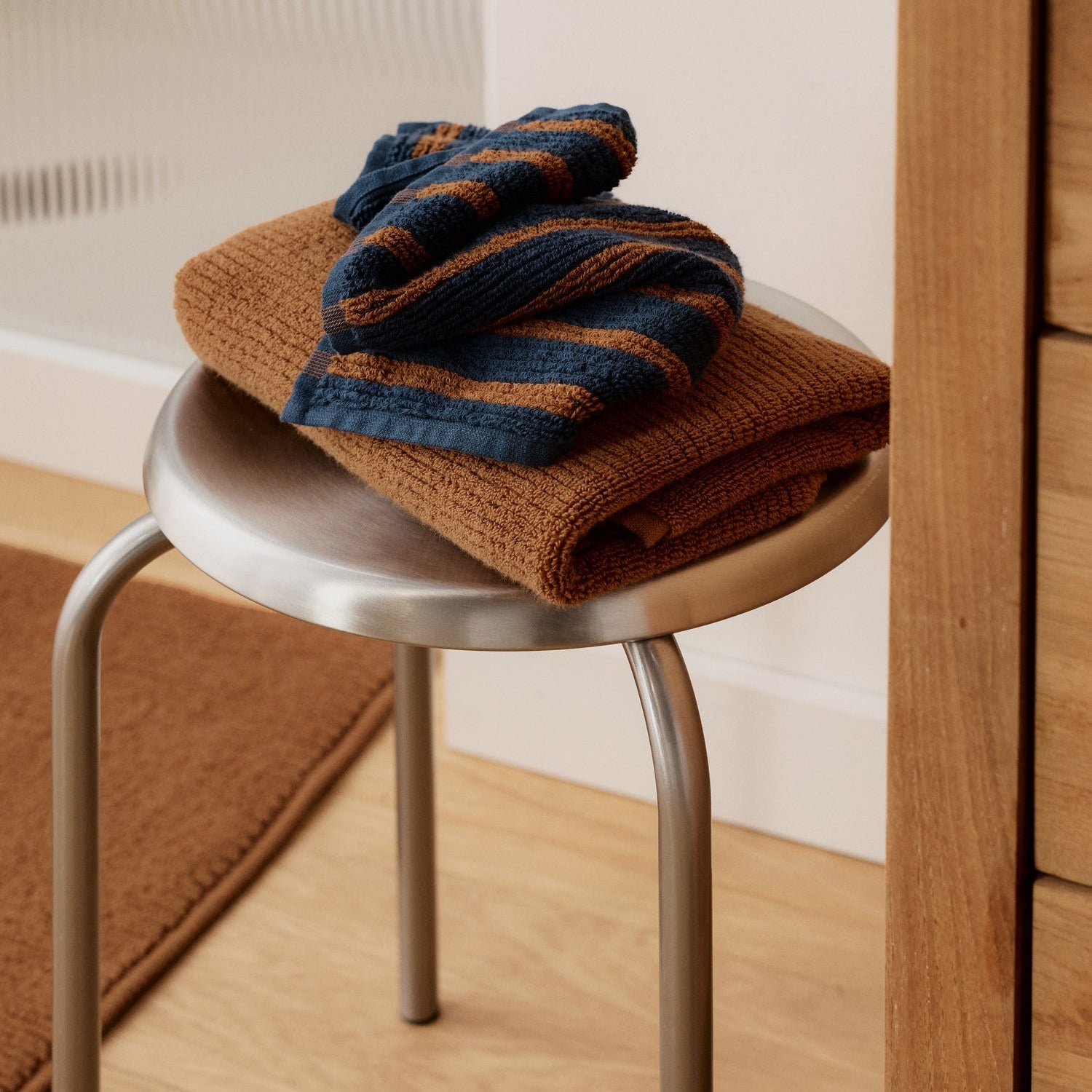 Organic Resort Stripe Towels in Ink with Tobacco by Parachute Home — view 2