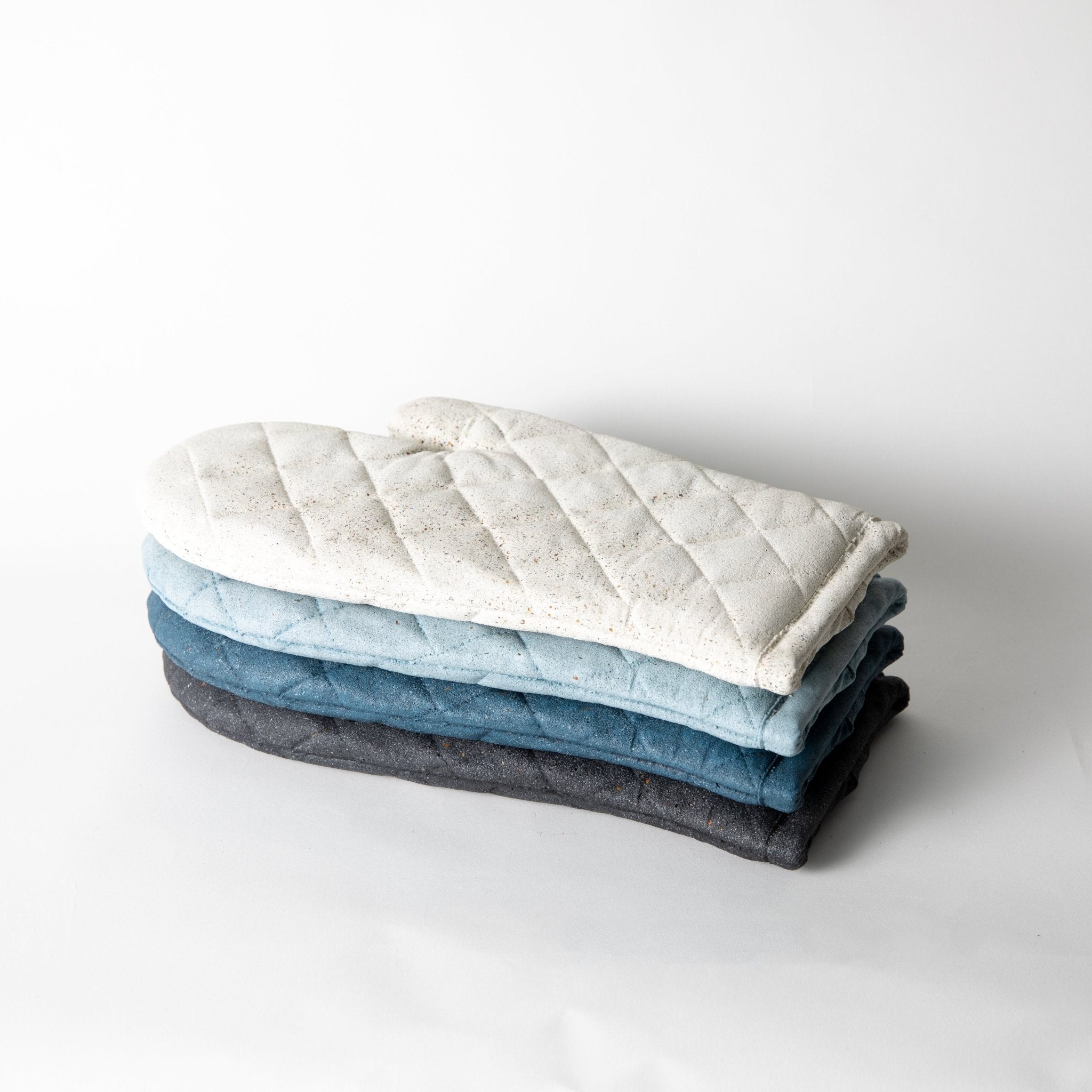 pretti.cool Concrete Oven Mitt Trivet - Thumbnail 4